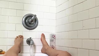 Sexy hottie Anetta Keys enjoys a solo toy masturbation