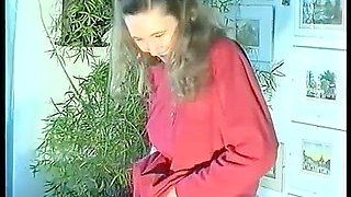 Boulevard, Nervously Plays For Interviewer