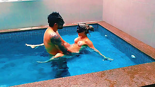 I TORE UP THIS HOT PUSSY IN THE POOL