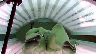 Horny fat arab housewife fingered on amateur hidden cam