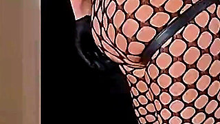 Bi Slavegirl Monique Get Used by German Domme Couple