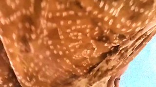 Viral Porno! Gujarati Crazy Wifey Flashing Milk cans Bum & Drilling With Hubby