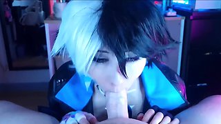 Cosplayer teen shows her roomie a new costume POV