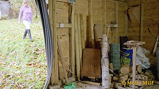 Hot Mature Molly MILF in Her Tight Sexy Jodhpurs