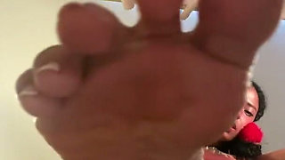 Giant Goddess Humiliates His Slave