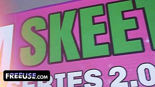 Let a femme fatale fembot dominate in the bedroom ~ free-for-all utter episode