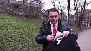 Teen Blowjob in Park for King Andrea Dipre - Public Outdoor Sex