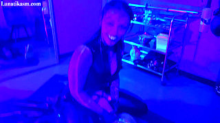 Neon Fist mistress Lunatika