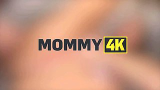 Dispersed boyfriend snapping