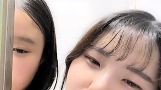 Omege japanese girl with big boobs on cams