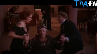 Isla Fisher Caboose, Melons Episode in Blithe Spirit