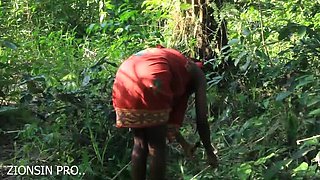 Amateur Homemade Sex: Taking My Hot African Friend to the Farm for Juicy Pussy Fucking