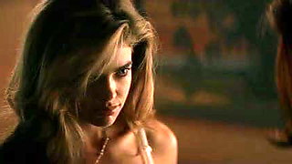 Denise Richards &amp; Neve Campbell - Wild Things compilation