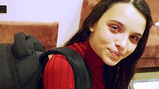 Hot amateur webcam teen masturbates for their fans