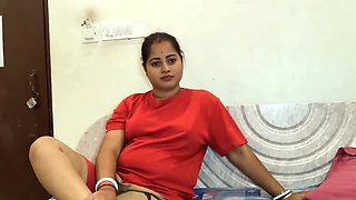 Desi Bhabhi First Time Sex on Camera - Indian Bhabhi Devar Homemade XXX