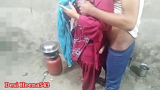 Desi Heenas first sex with her boyfriend in the kitchen - clear Hindi audio