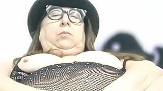 Veronica Rossi Official - the Cocksucker!